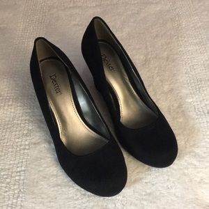 Women’s Dexter Black Suede Kylie Wedges